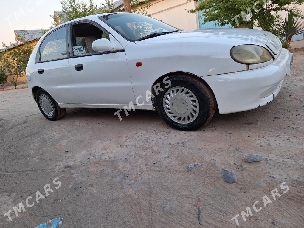 Daewoo Lanos 2001 - 22 000 TMT - Саят - img 2