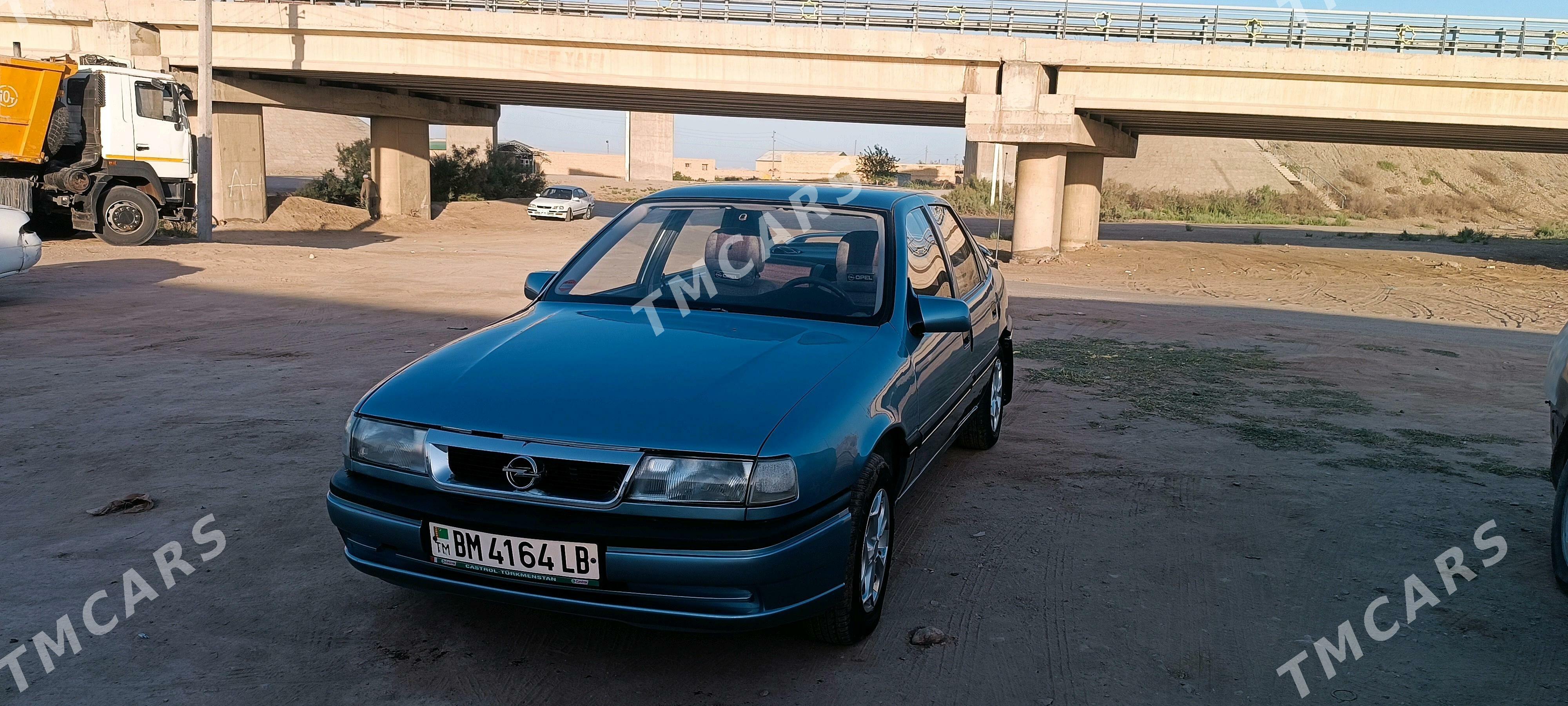 Opel Vectra 1990 - 43 000 TMT - Керки - img 2