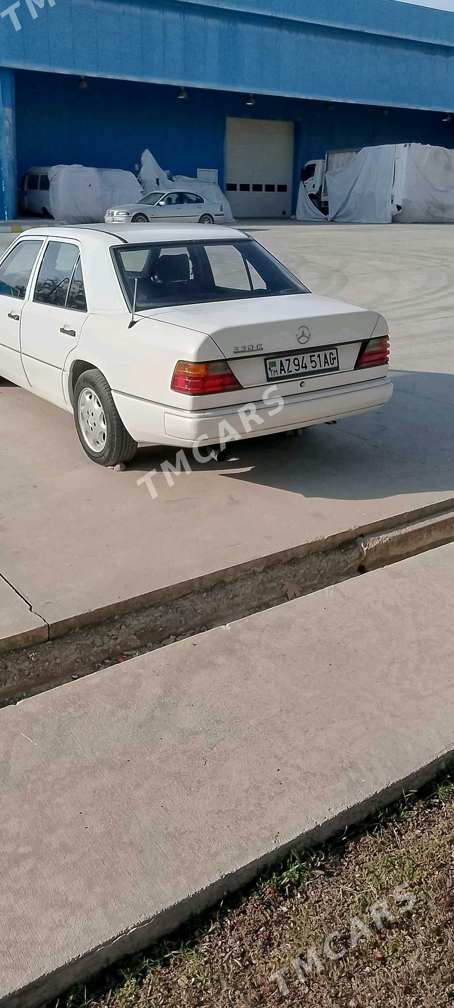 Mercedes-Benz 230E 1992 - 35 000 TMT - Gökdepe - img 4