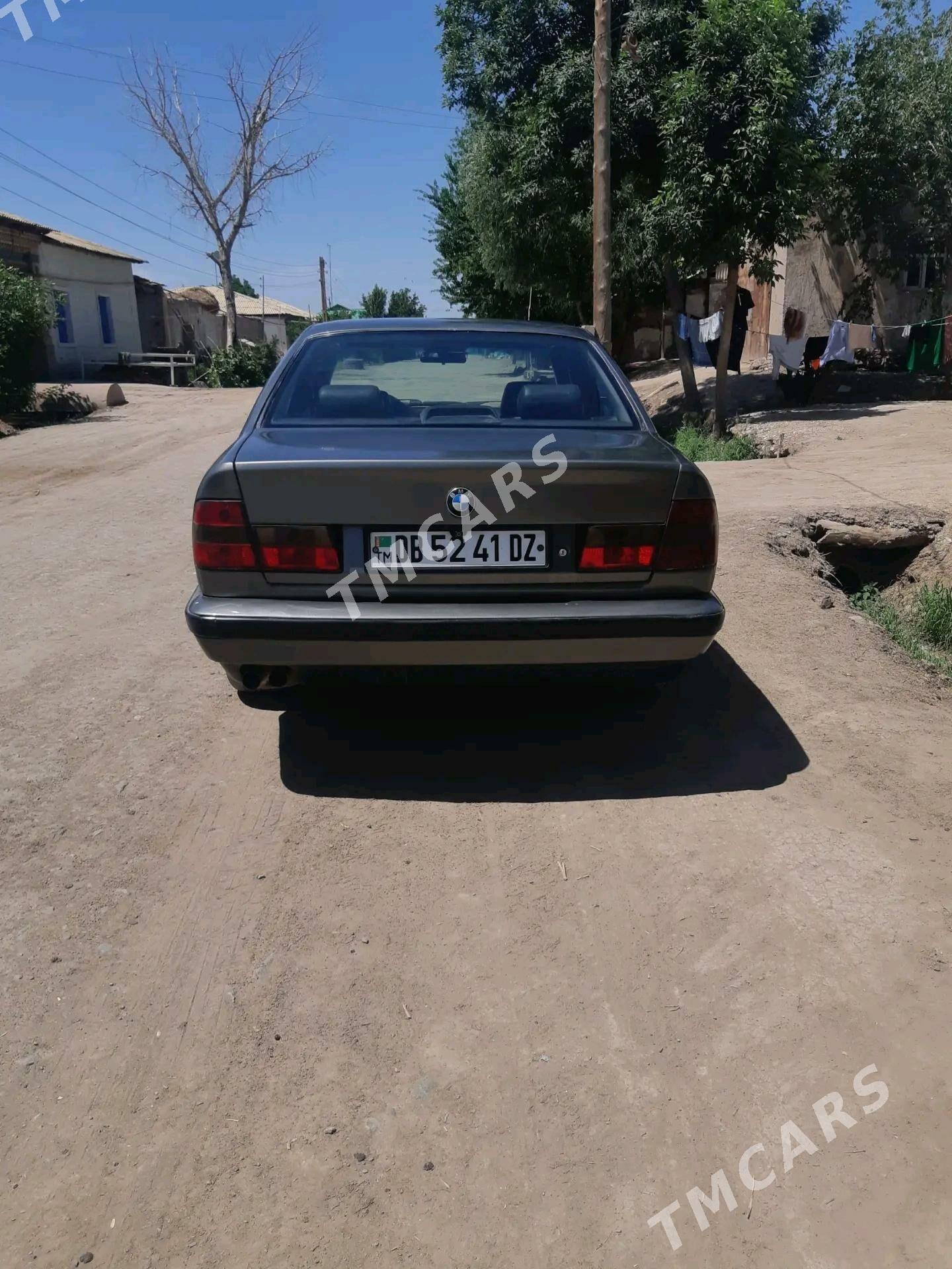 BMW 525 1993 - 60 000 TMT - Гурбансолтан Едже - img 3