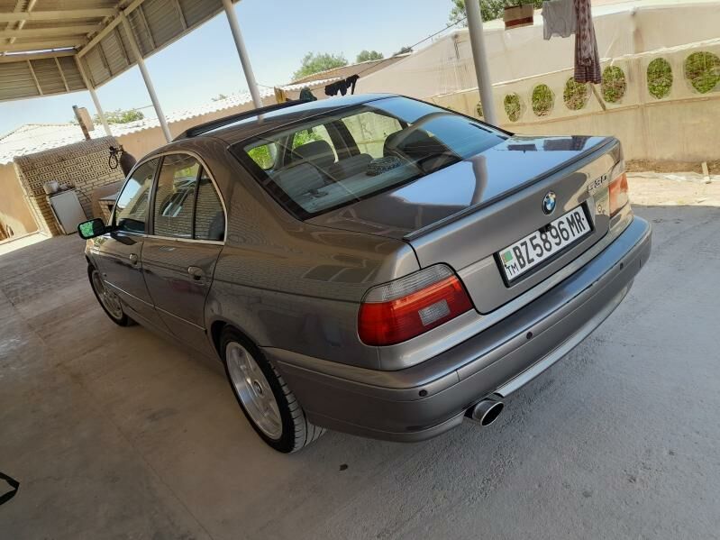 BMW E39 2002 - 130 000 TMT - Мургап - img 4