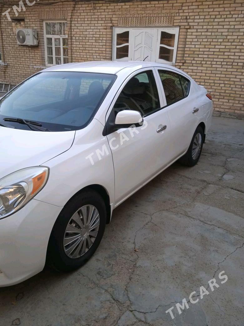Nissan Versa 2012 - 100 000 TMT - Baýramaly - img 4