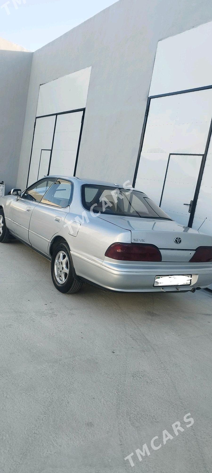 Toyota Vista 1994 - 45 000 TMT - Türkmenabat - img 4