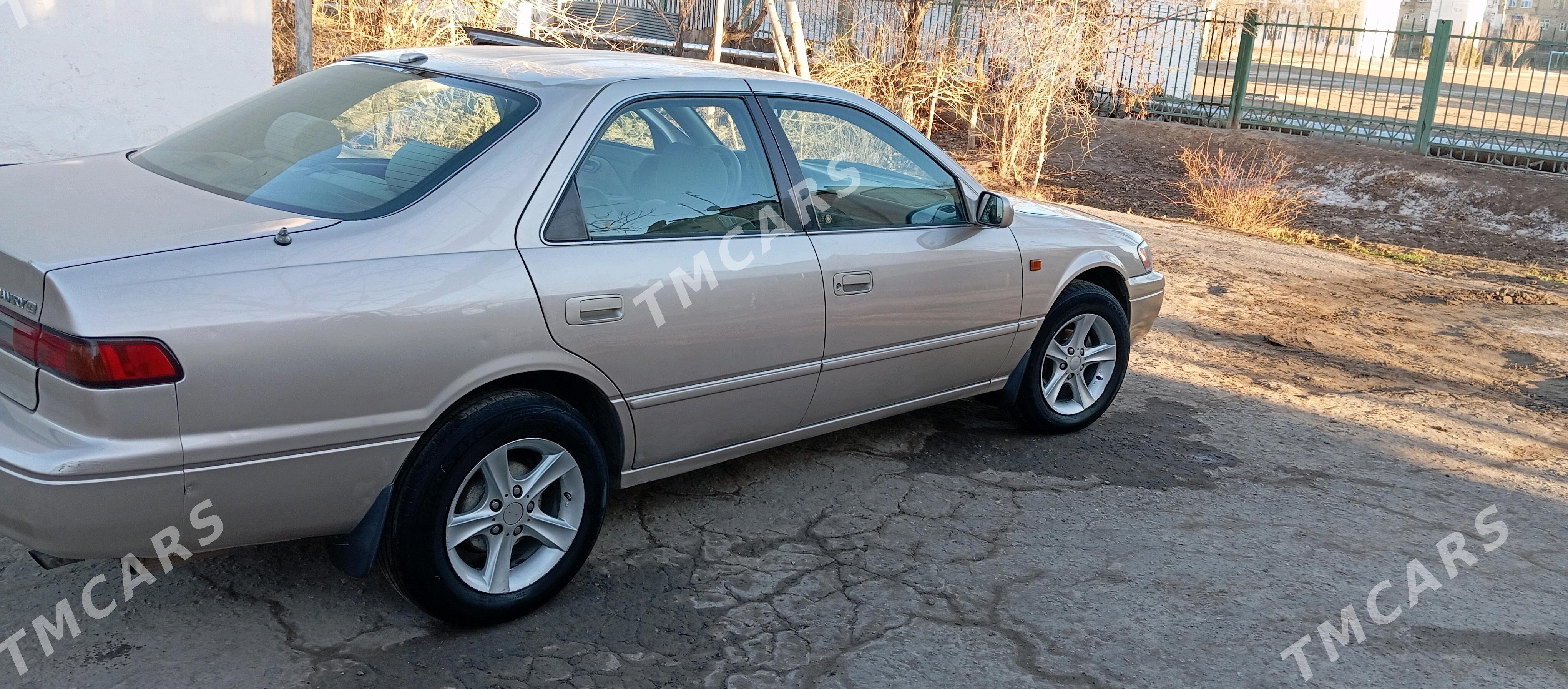 Toyota Camry 1999 - 115 000 TMT - Daşoguz - img 3