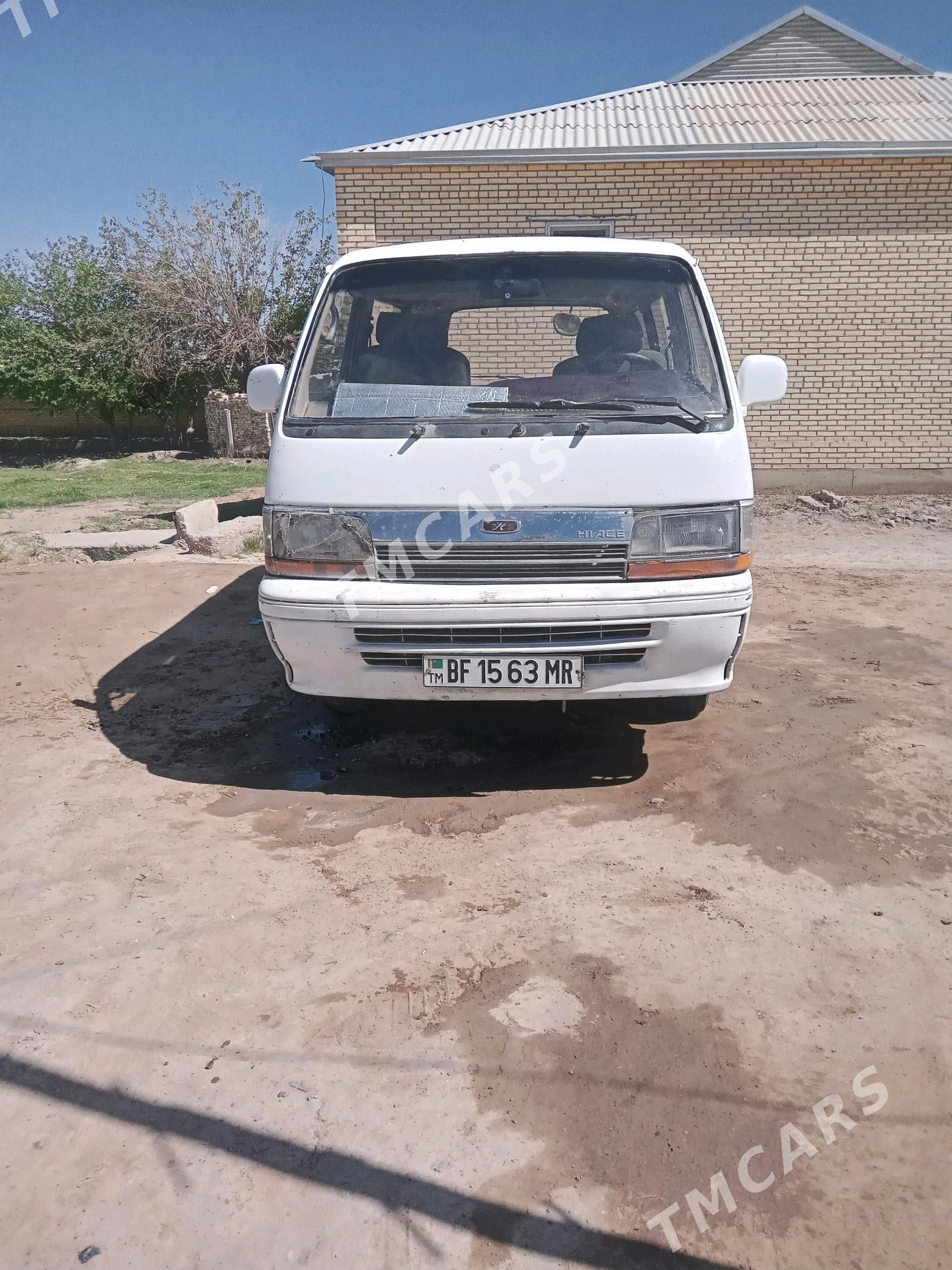 Toyota Hiace 1991 - 42 000 TMT - Мары - img 3