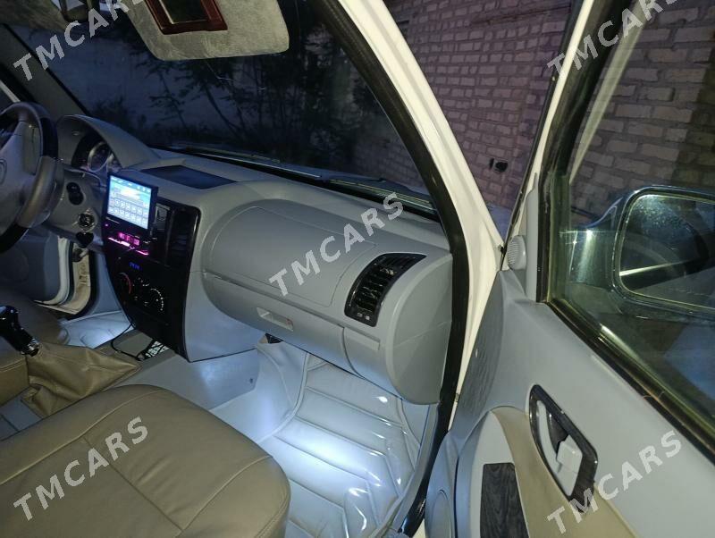 Toyota Hilux 2011 - 190 000 TMT - Серахс - img 4