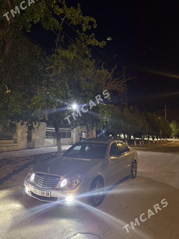 Mercedes-Benz E320 2004 - 145 000 TMT - Балканабат - img 3