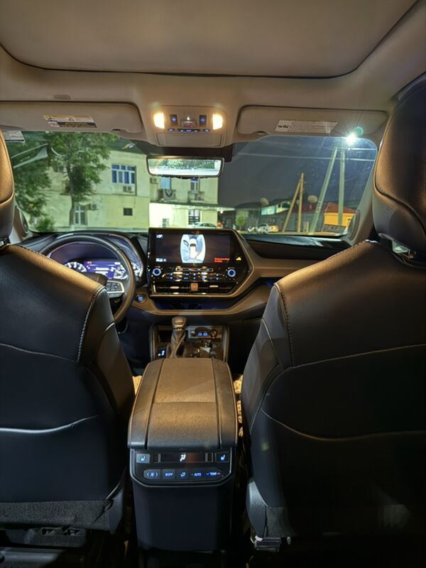 Toyota Highlander 2022 - 750 000 TMT - Ашхабад - img 9