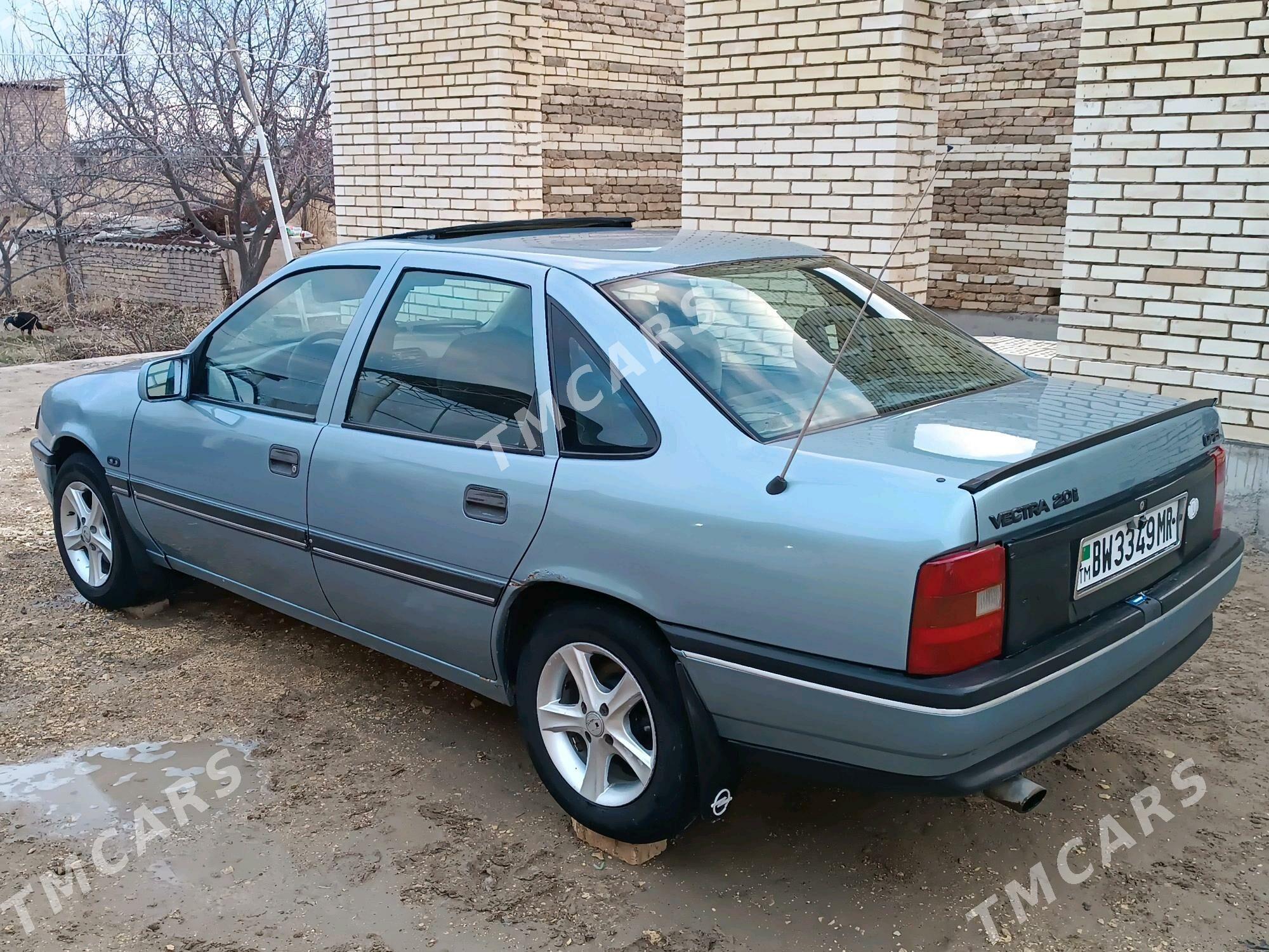 Opel Vectra 1989 - 35 000 TMT - Сакарчага - img 9