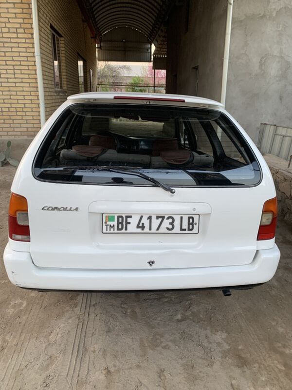 Toyota Corolla 1996 - 40 000 TMT - Достлук - img 6