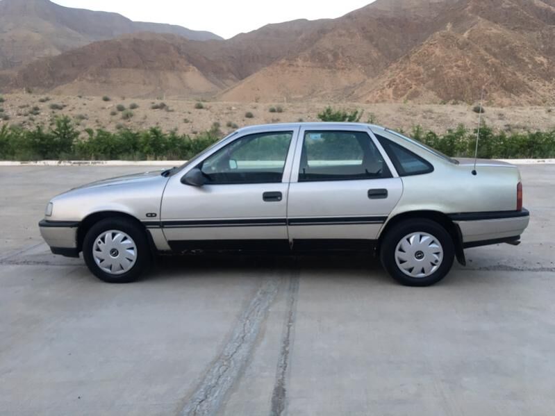 Opel Vectra 1989 - 43 000 TMT - Balkanabat - img 4