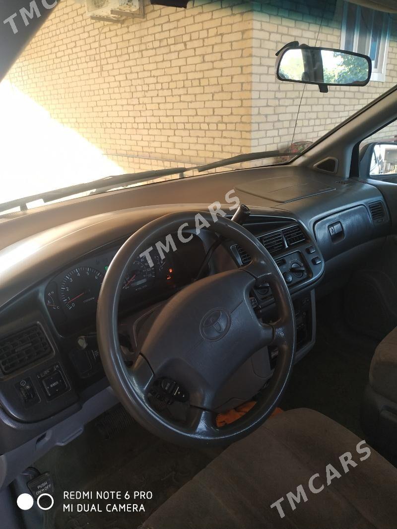 Toyota Sienna 2000 - 160 000 TMT - Kerki - img 5