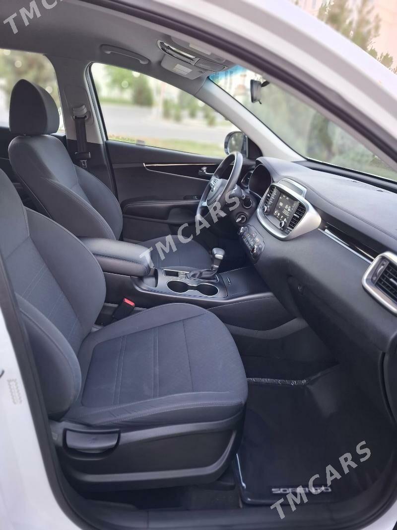Kia Sorento 2019 - 325 000 TMT - Ашхабад - img 8