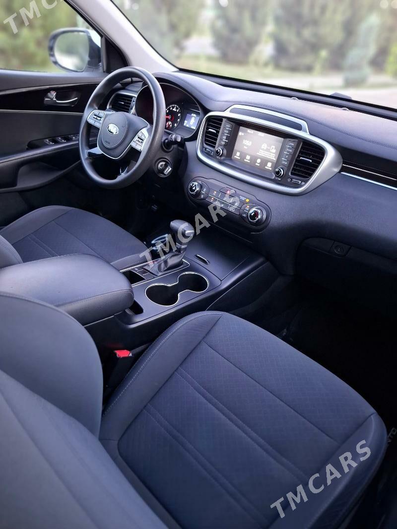 Kia Sorento 2019 - 325 000 TMT - Ашхабад - img 10