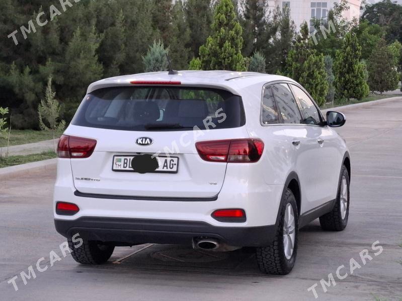 Kia Sorento 2019 - 325 000 TMT - Ашхабад - img 3