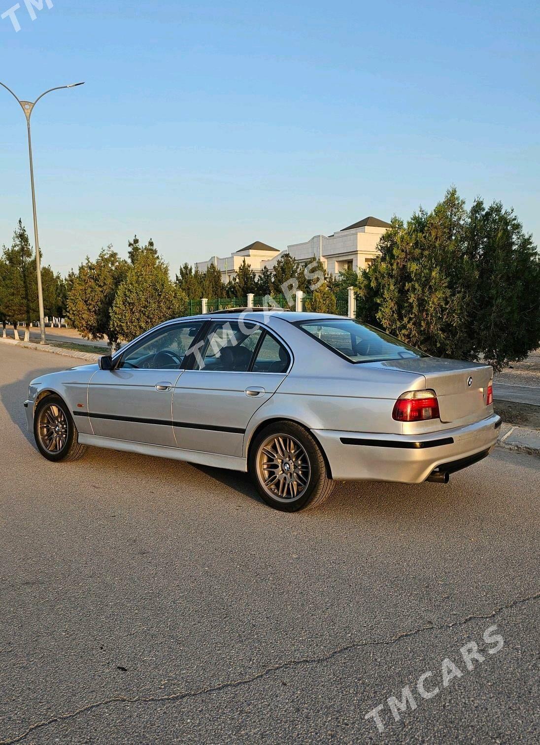 BMW E39 1999 - 97 000 TMT - Aşgabat - img 7