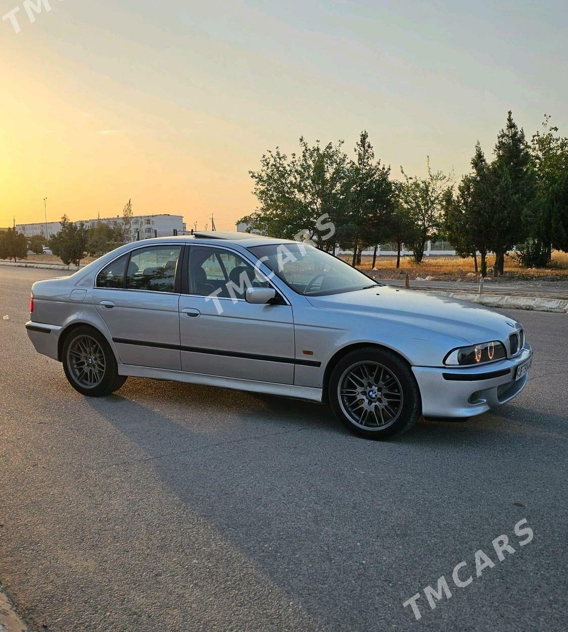 BMW E39 1999 - 97 000 TMT - Aşgabat - img 8