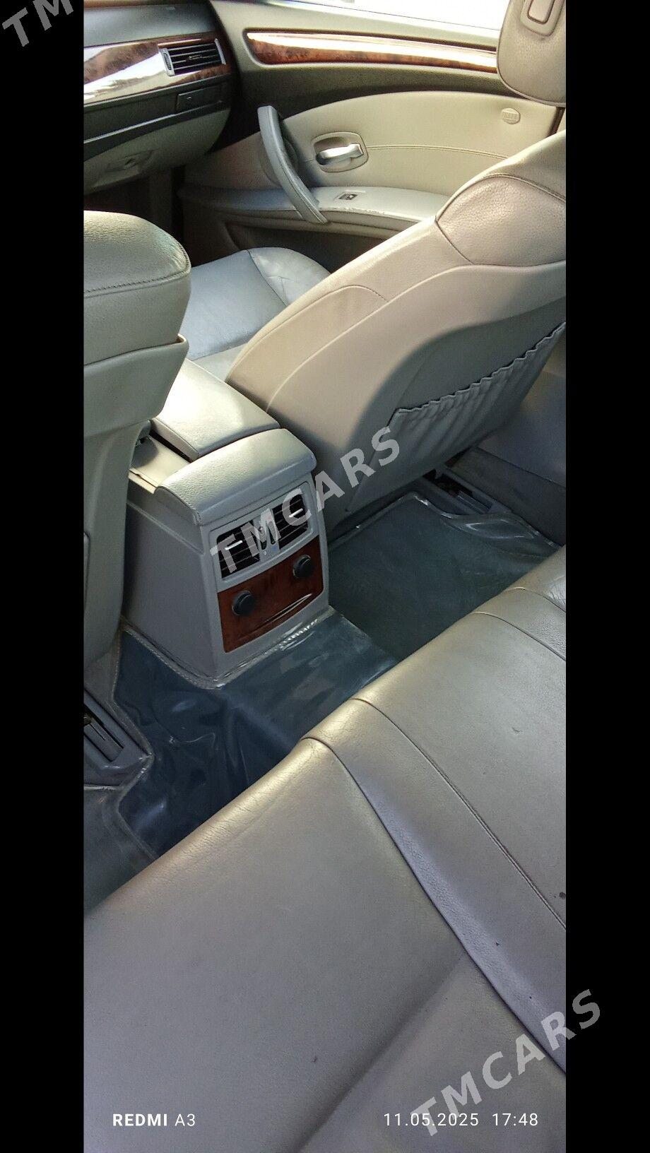 BMW 530 2009 - 180 000 TMT - Mary - img 2