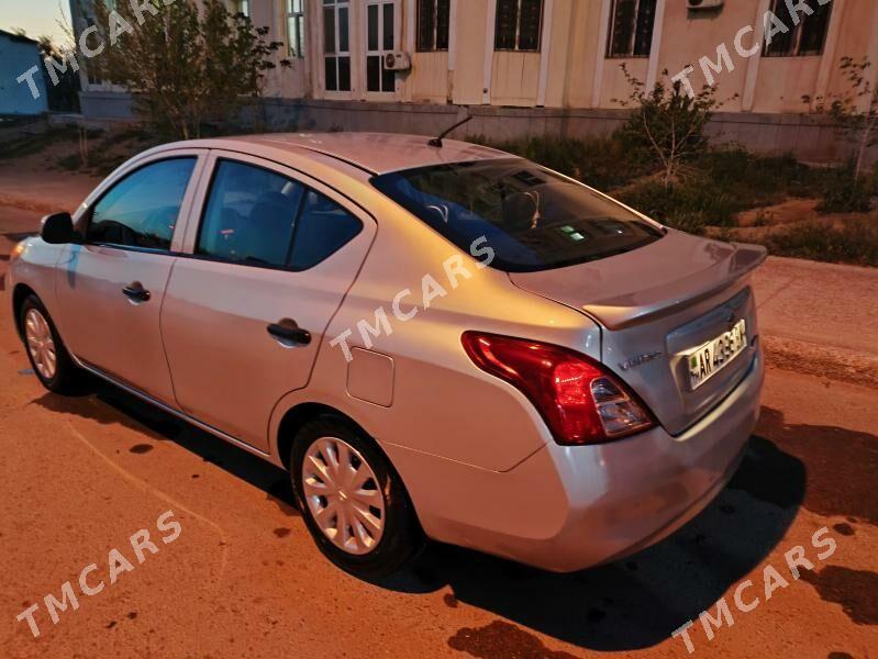 Nissan Versa 2014 - 125 000 TMT - Türkmenbaşy - img 5