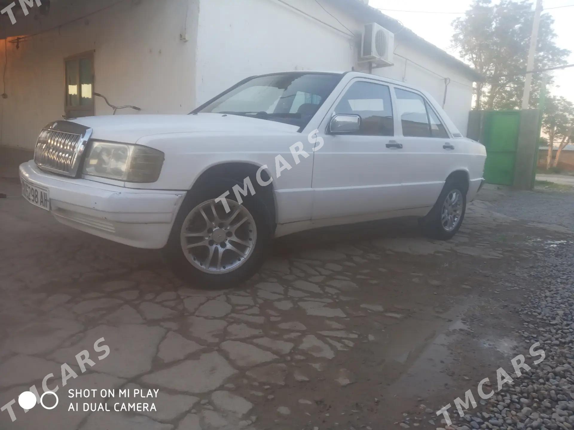 Mercedes-Benz 190-Class 1993 - 26 000 TMT - Kaka - img 3