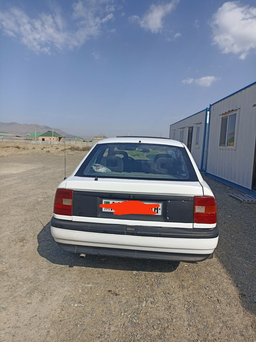Opel Vectra 1991 - 28 000 TMT - Bäherden - img 6