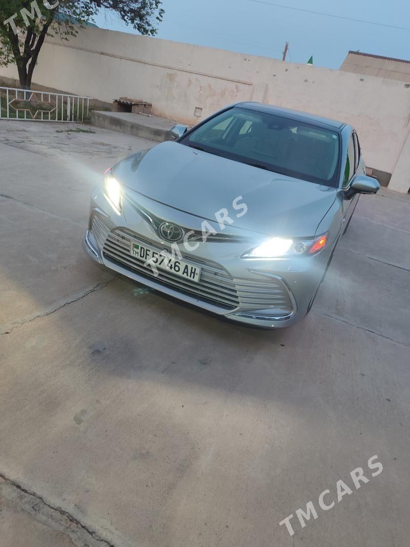 Toyota Camry 2021 - 380 000 TMT - Kaka - img 3