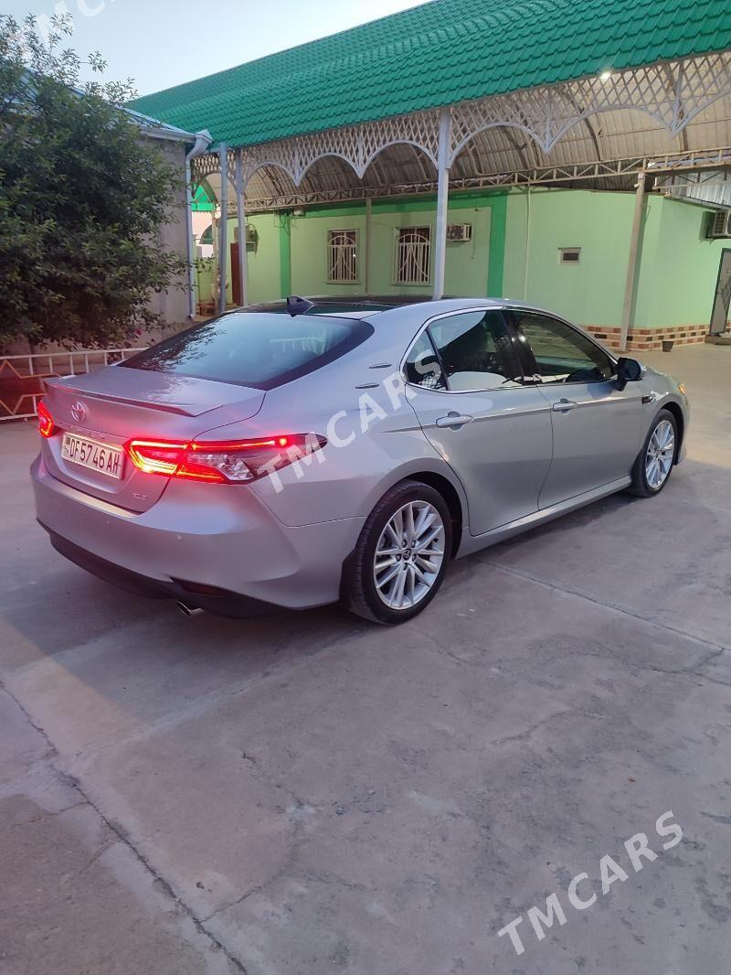 Toyota Camry 2021 - 380 000 TMT - Kaka - img 8