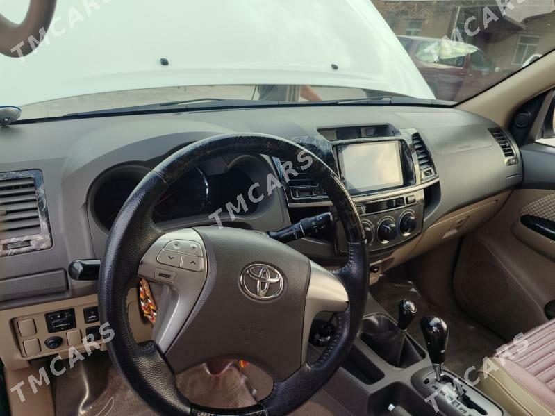 Toyota Fortuner 2013 - 340 000 TMT - Фарап - img 2