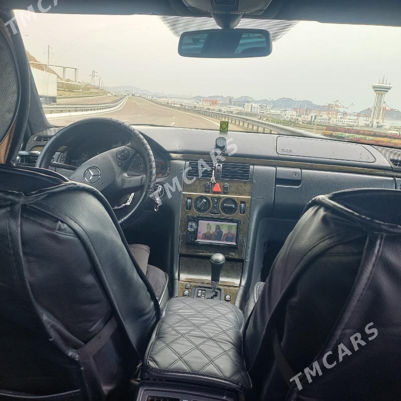 Mercedes-Benz E320 1997 - 90 000 TMT - Türkmenbaşy - img 8