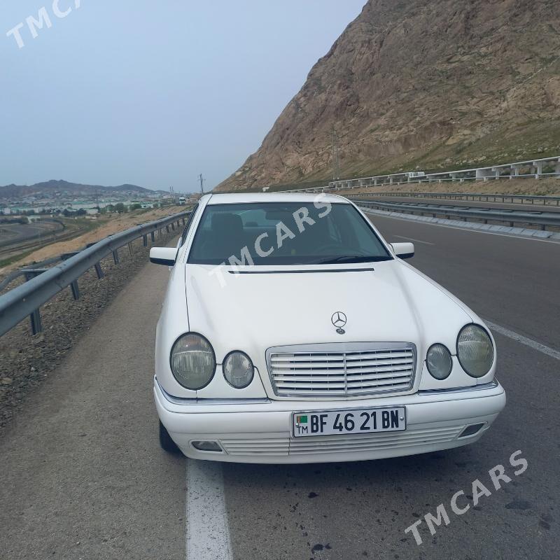 Mercedes-Benz E320 1997 - 90 000 TMT - Türkmenbaşy - img 6