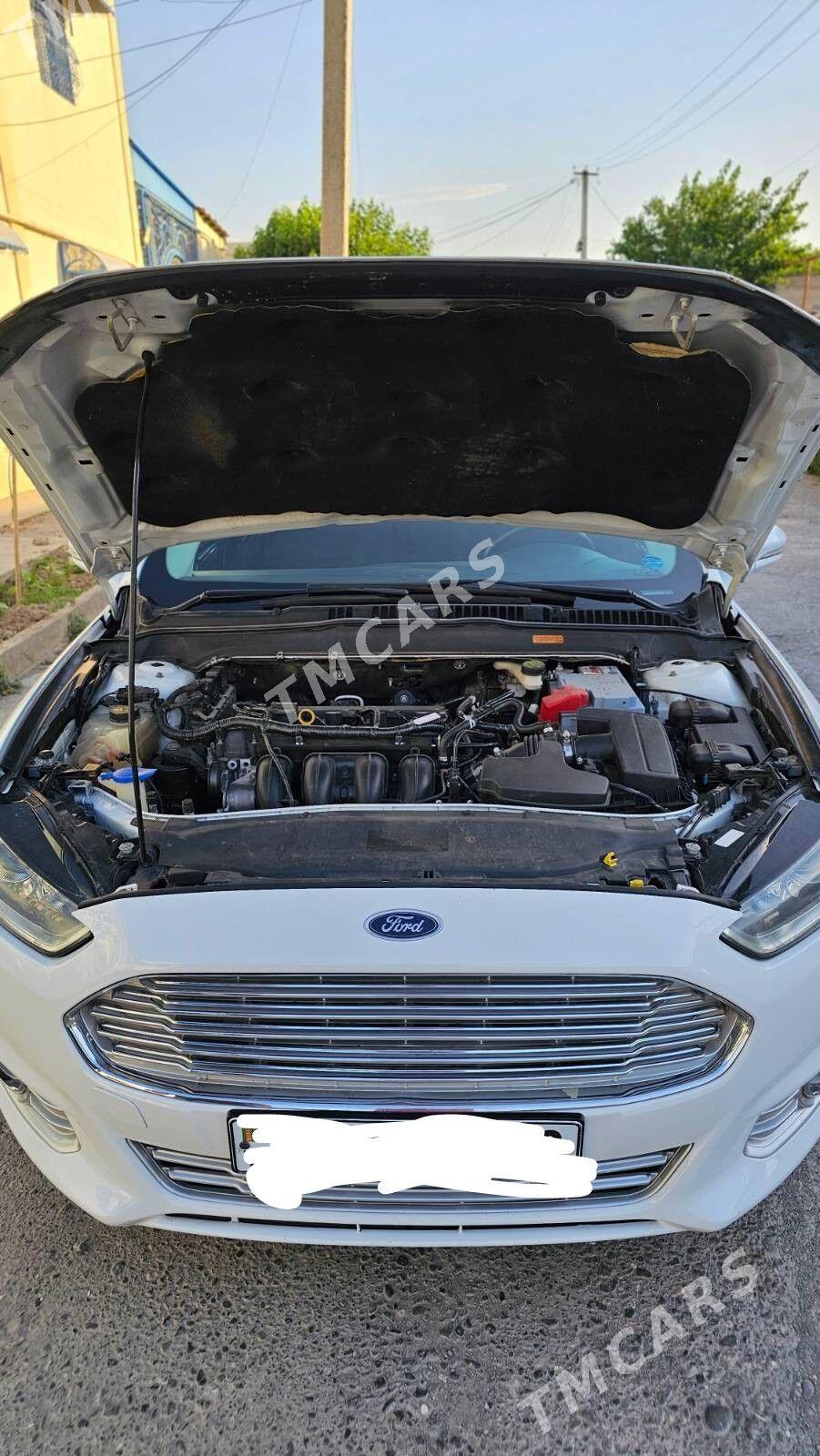 Ford Fusion 2015 - 165 000 TMT - Parahat 8 - img 2
