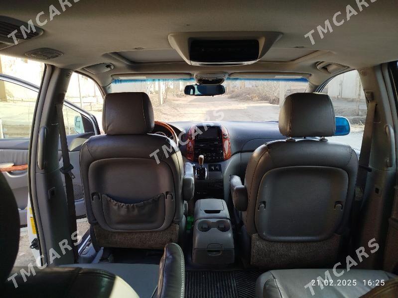 Toyota Sienna 2005 - 200 000 TMT - Губадаг - img 6