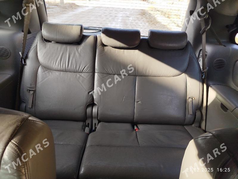 Toyota Sienna 2005 - 200 000 TMT - Губадаг - img 4