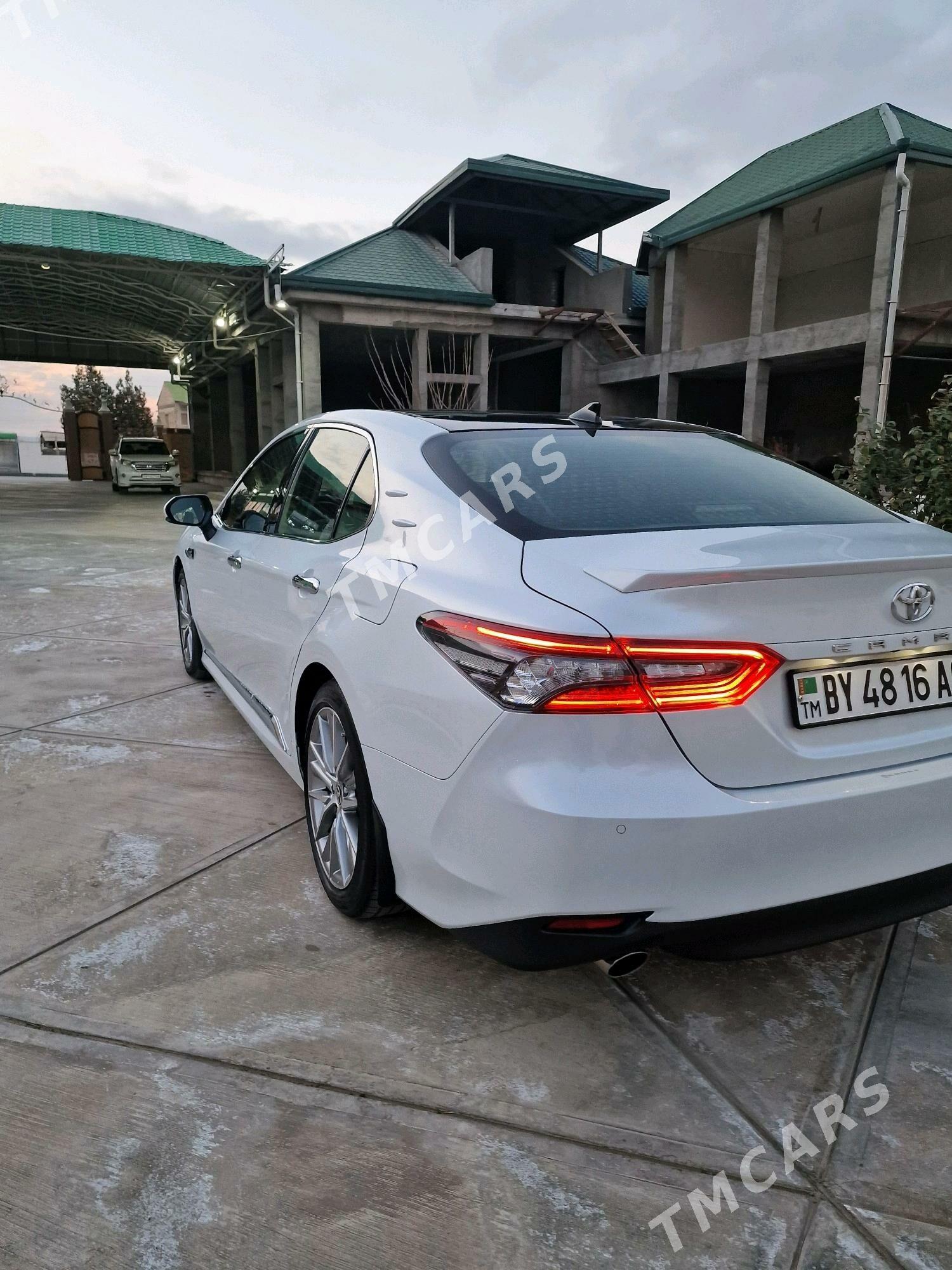 Toyota Camry 2019 - 530 000 TMT - Ашхабад - img 2