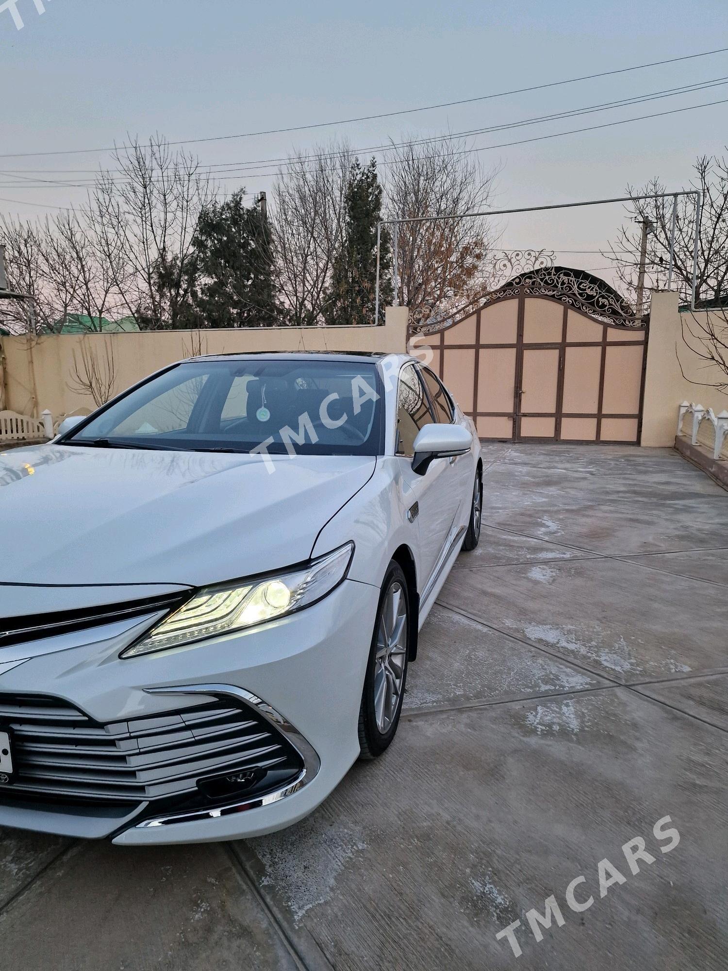 Toyota Camry 2019 - 530 000 TMT - Ашхабад - img 4