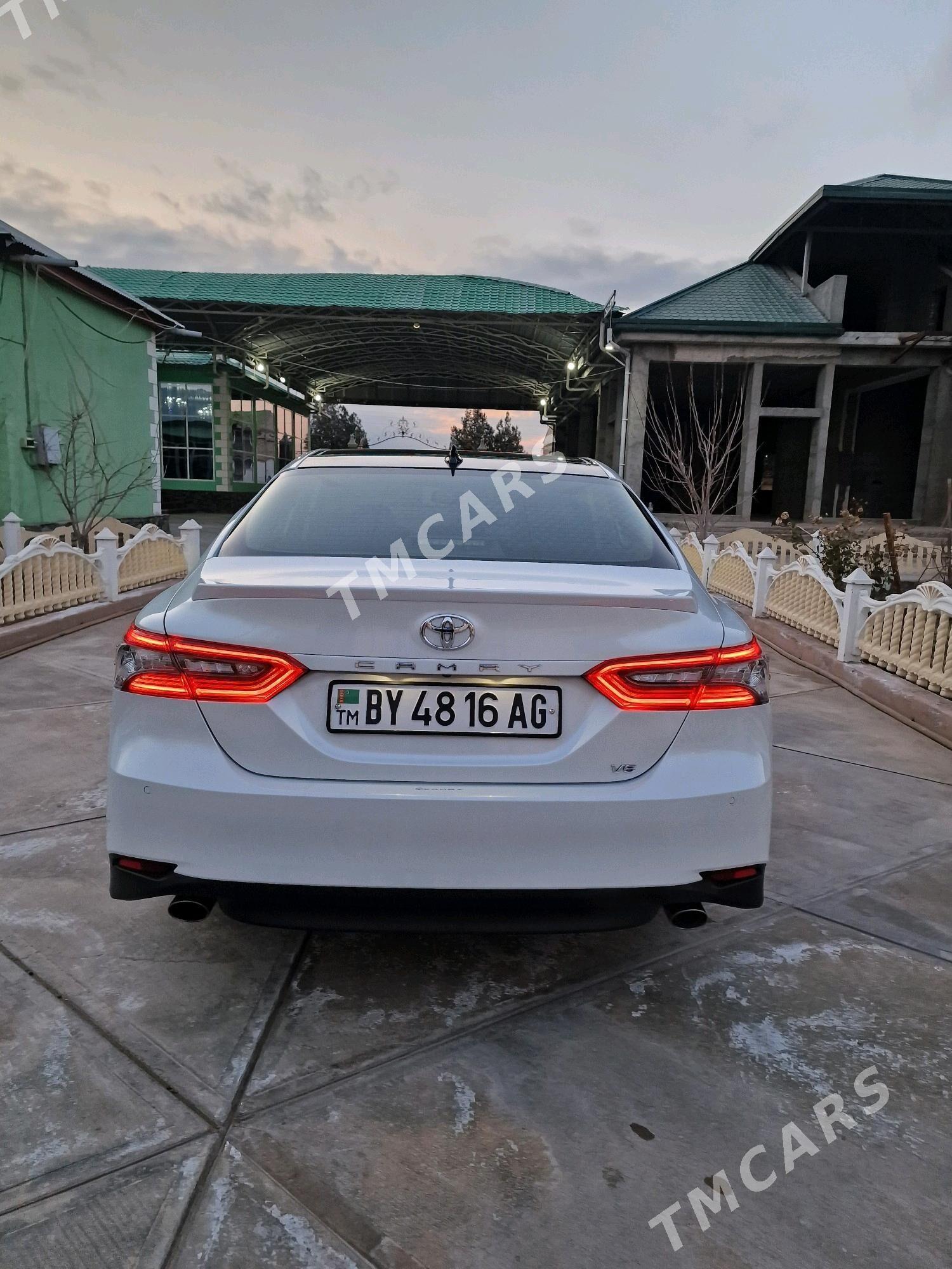Toyota Camry 2019 - 530 000 TMT - Ашхабад - img 3