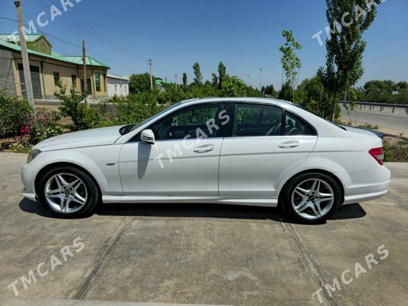 Mercedes-Benz C300 2009 - 180 000 TMT - Gurbansoltan Eje - img 3
