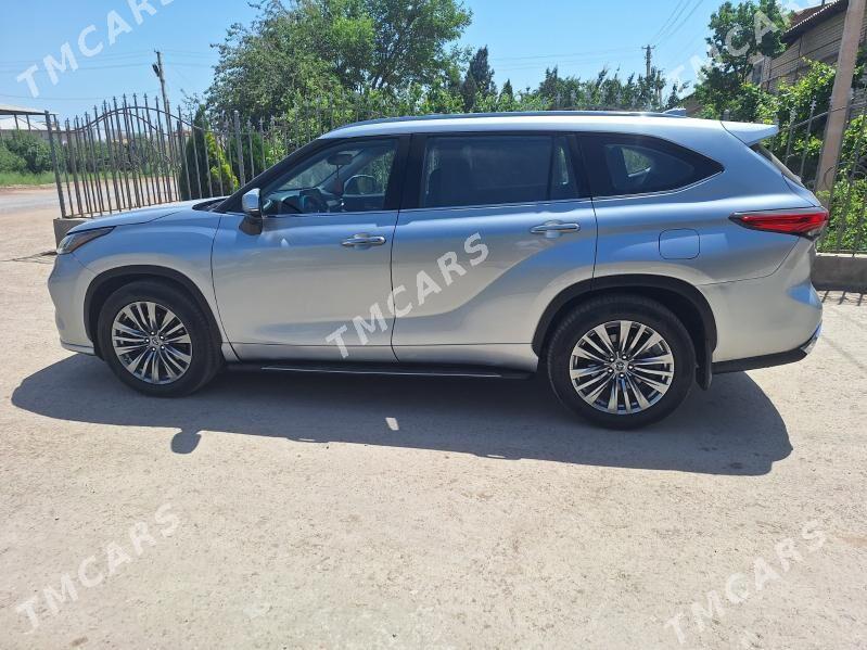 Toyota Highlander 2020 - 540 000 TMT - Дашогуз - img 4