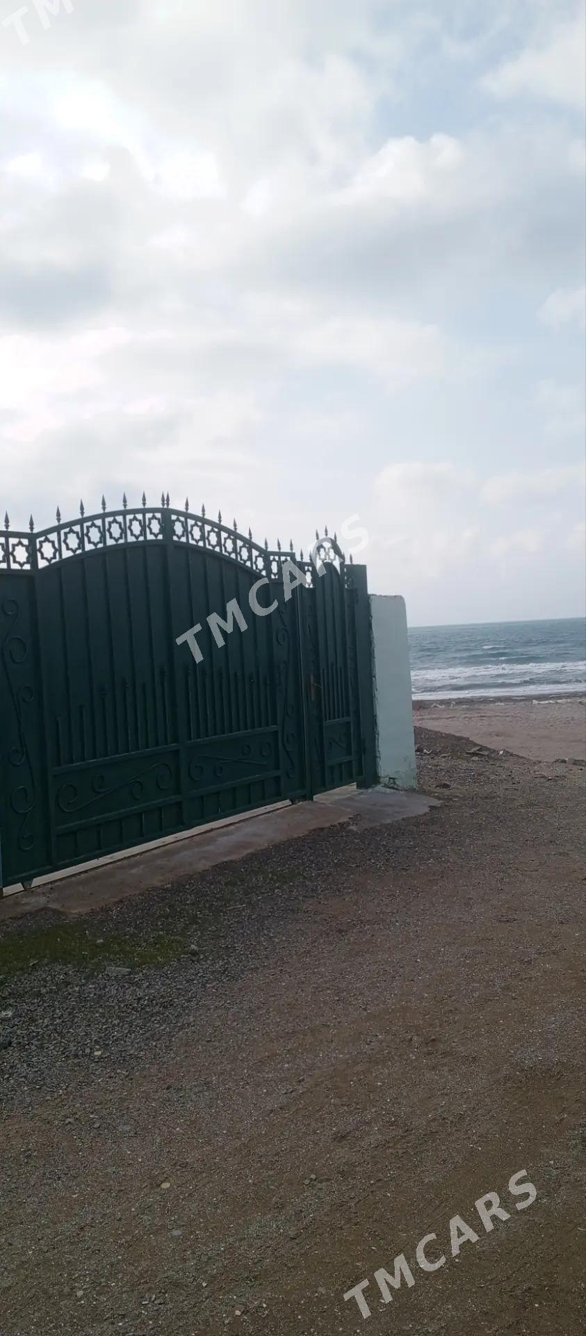 Satlyk Jaý Guwlymaýak - Туркменбаши - img 9