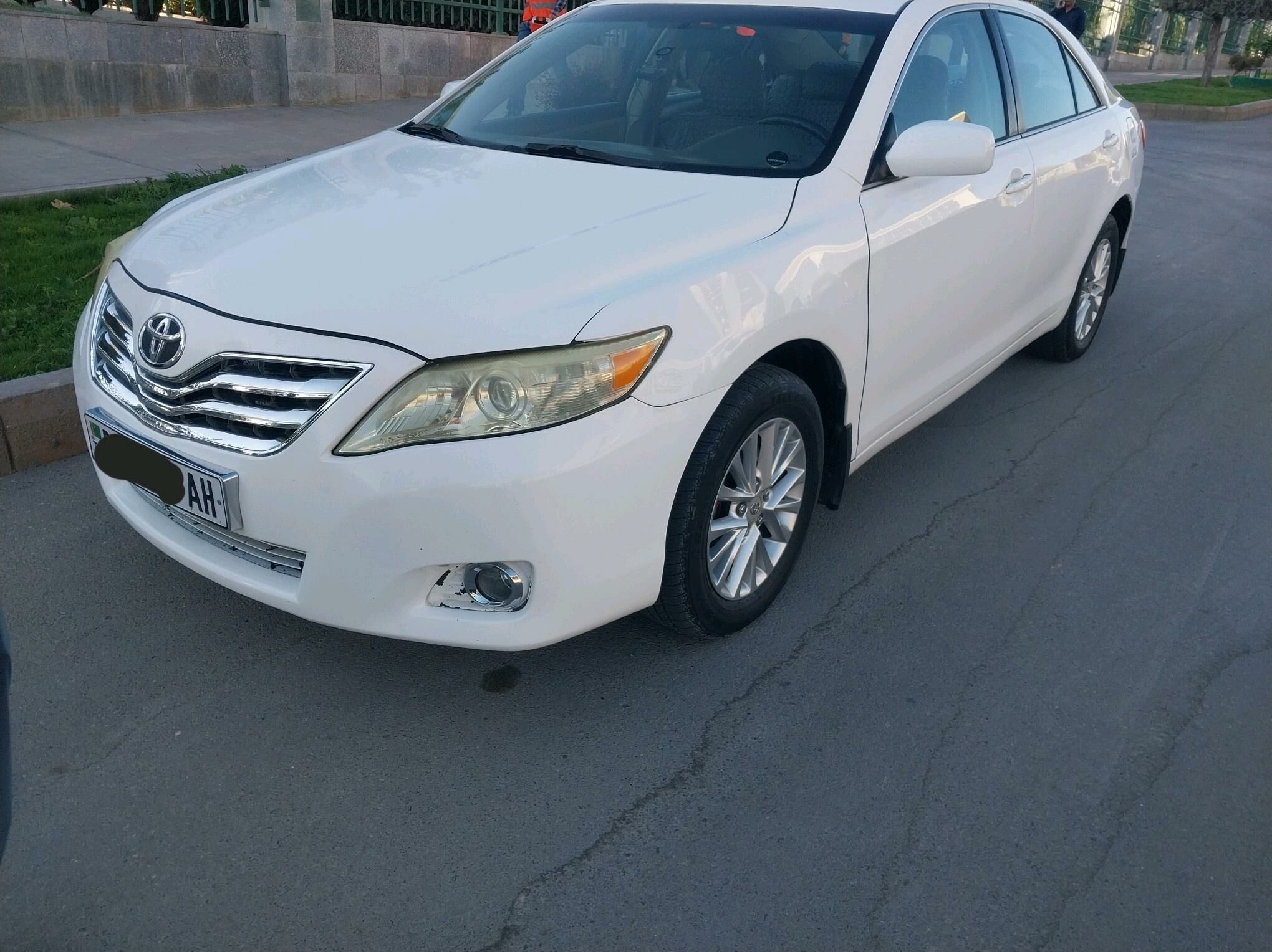Toyota Camry 2010 - 128 000 TMT - Гёкдепе - img 3