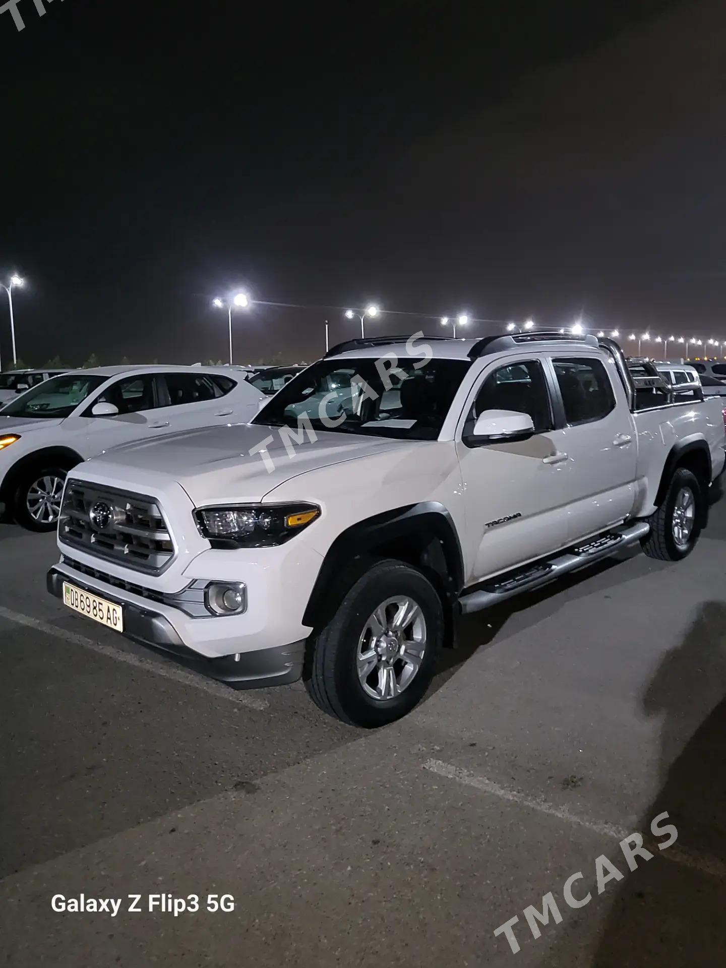 Toyota Tacoma 2019 - 400 000 TMT - Aşgabat - img 4