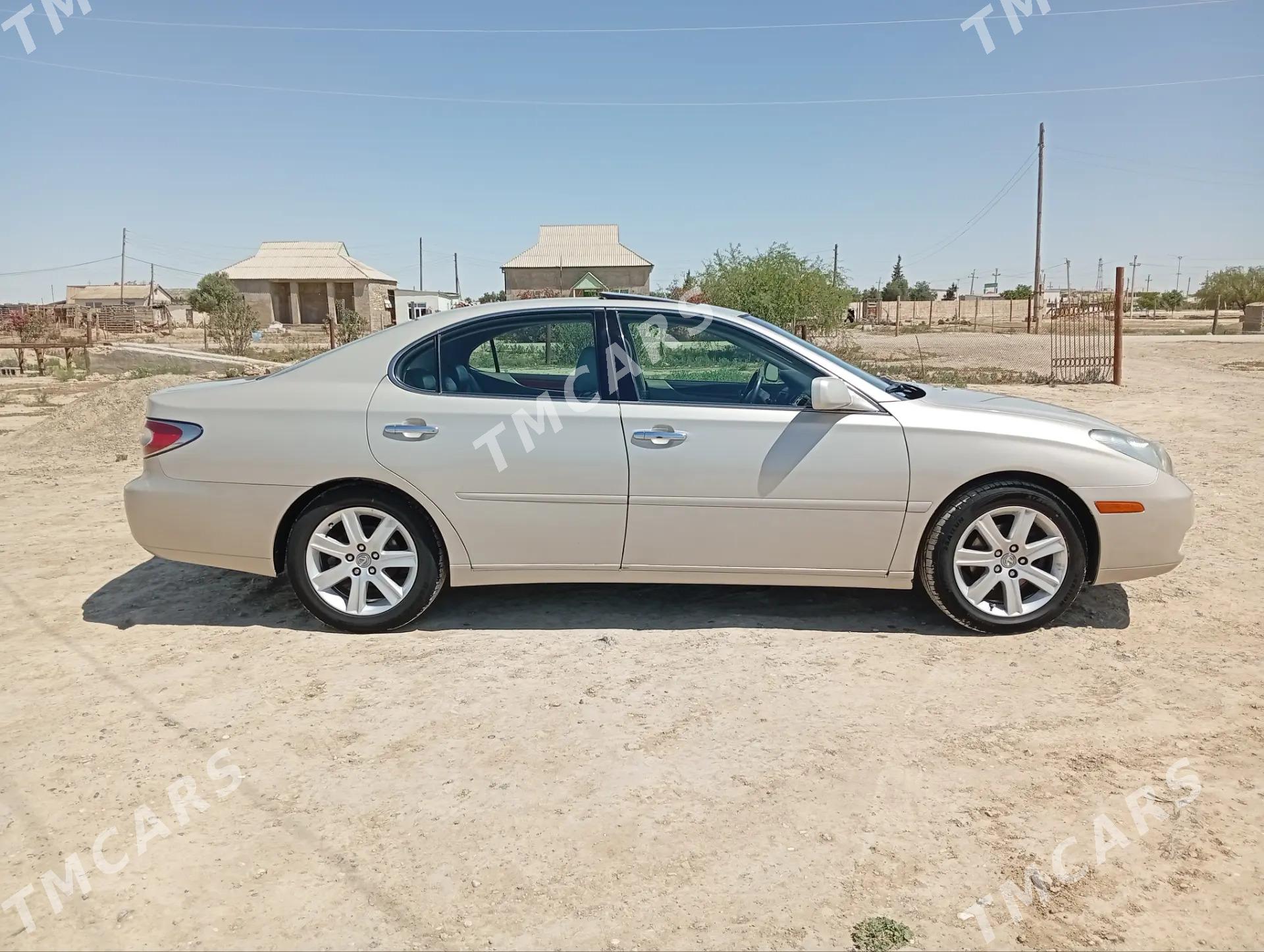 Lexus ES 330 2004 - 210 000 TMT - Этрек - img 2