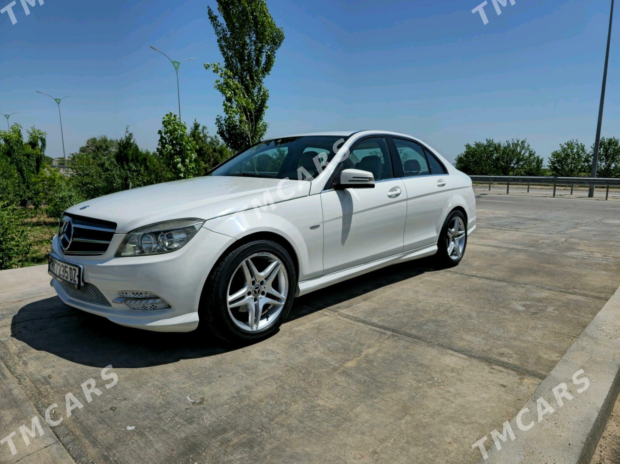 Mercedes-Benz C300 2009 - 180 000 TMT - Gurbansoltan Eje - img 5