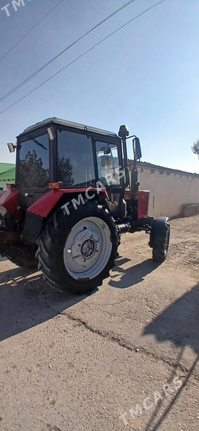 MTZ 82 2012 - 240 000 TMT - Büzmeýin - img 2