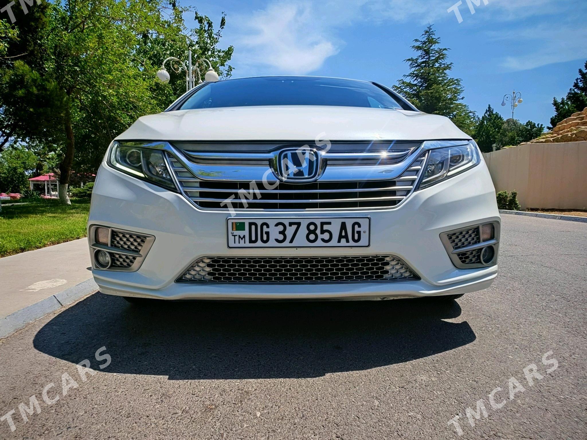 Honda Odyssey 2019 - 460 000 TMT - Анев - img 3