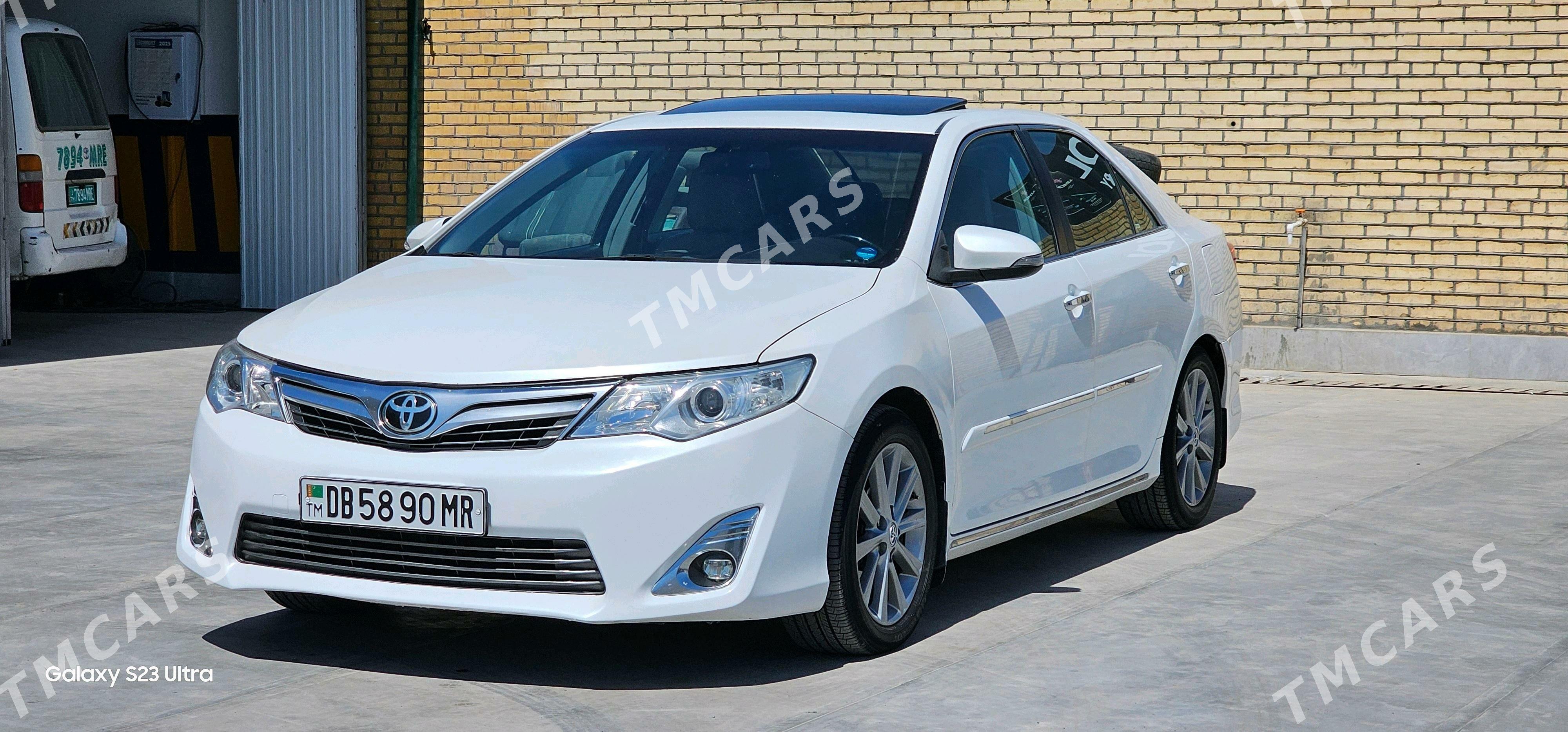 Toyota Camry 2012 - 240 000 TMT - Мары - img 7