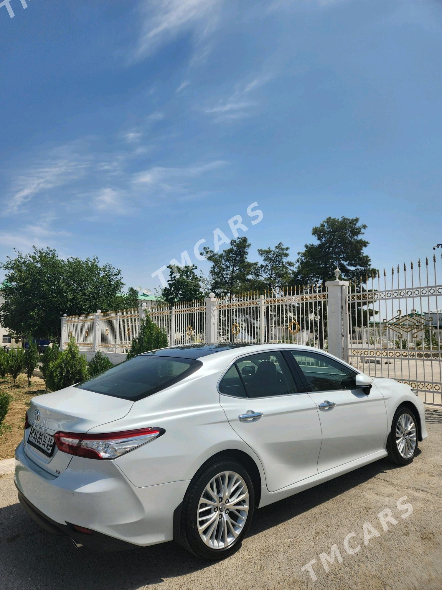Toyota Camry 2019 - 553 000 TMT - Aşgabat - img 6