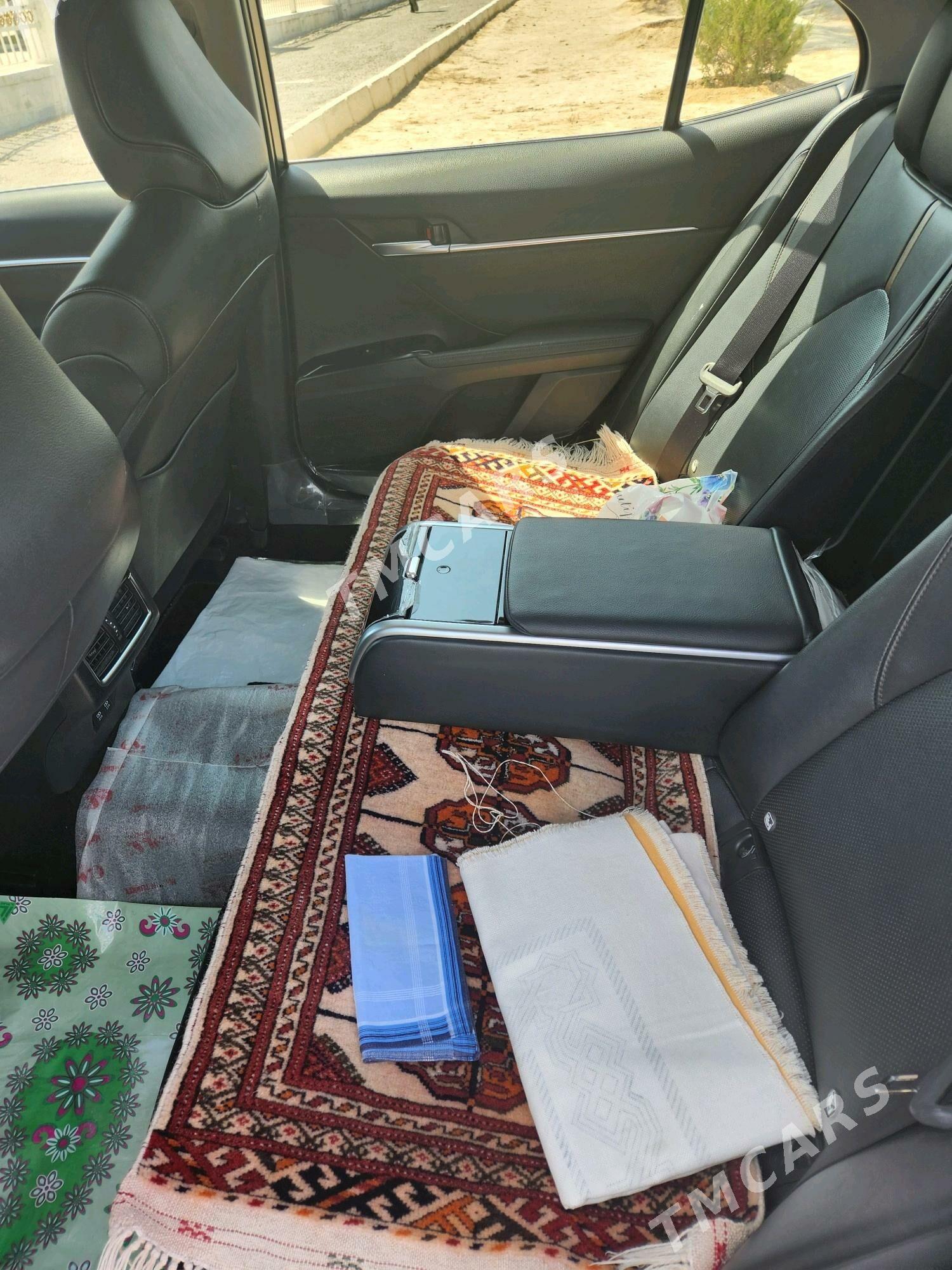 Toyota Camry 2019 - 553 000 TMT - Aşgabat - img 8