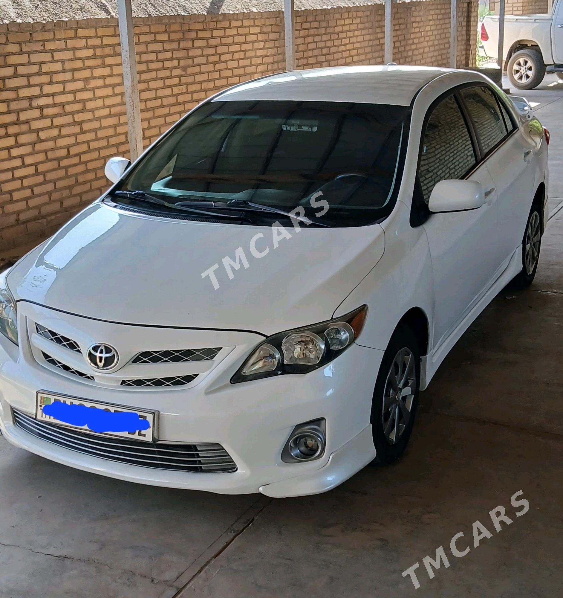 Toyota Corolla 2011 - 135 000 TMT - Акдепе - img 3