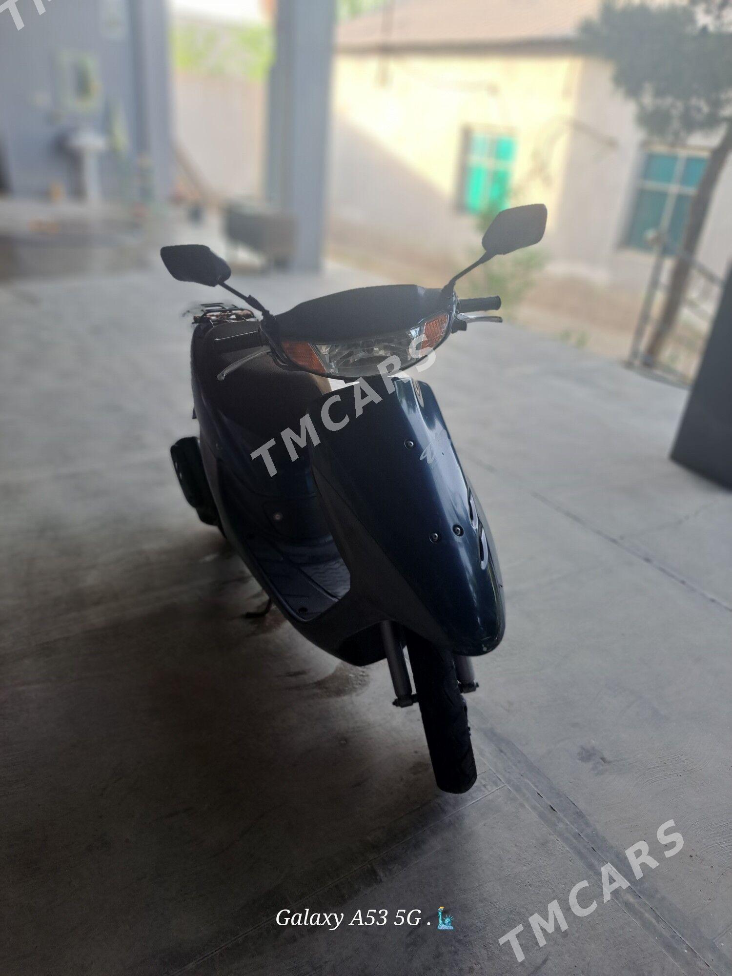 Honda Civic 2013 - 9 000 TMT - Магданлы - img 2